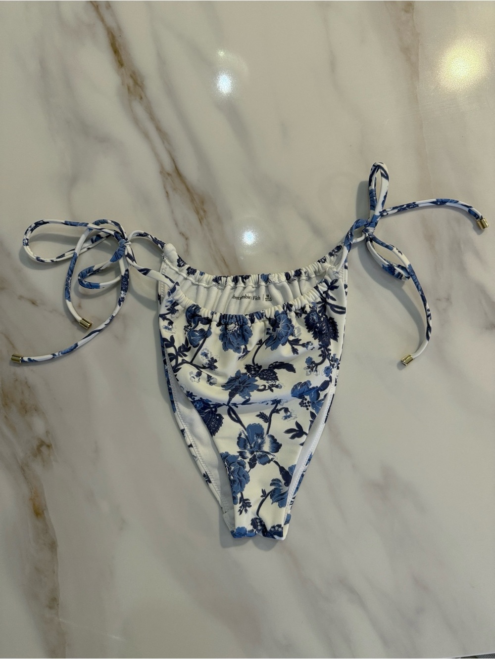 Abercrombie Floral Cheeky String Bikini Bottoms Medium White Blue